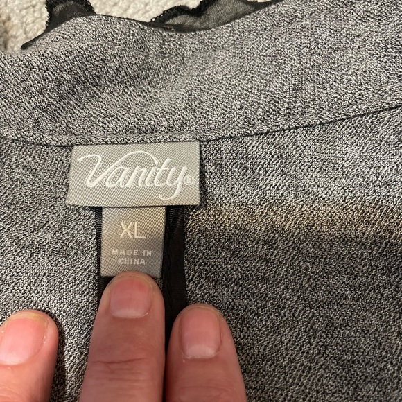 Vanity open vest! Gray in color XL - Picture 4 of 4